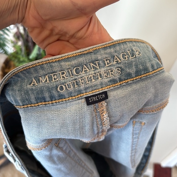 American Eagle Outfitters Shortie Jean Shorts Stretch Faded Blue Distressed - Picture 12 of 15